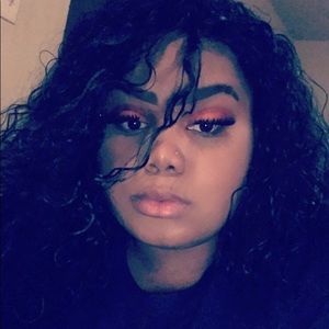 Meet your Posher, Jada